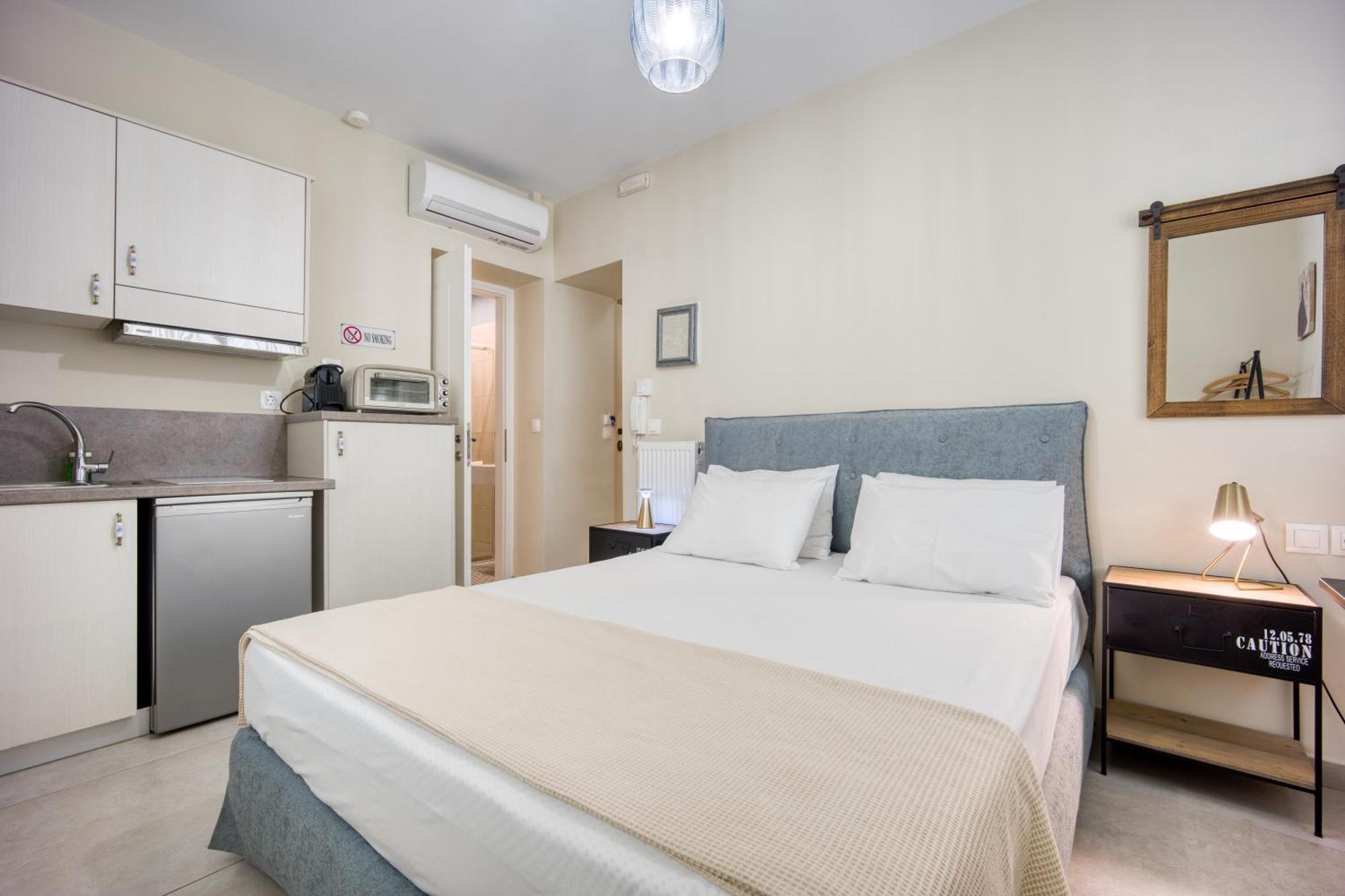 Bentzi...Boutique Apartment 1, Classic Double With Kitchenette, 2 Guests Atenas Exterior foto